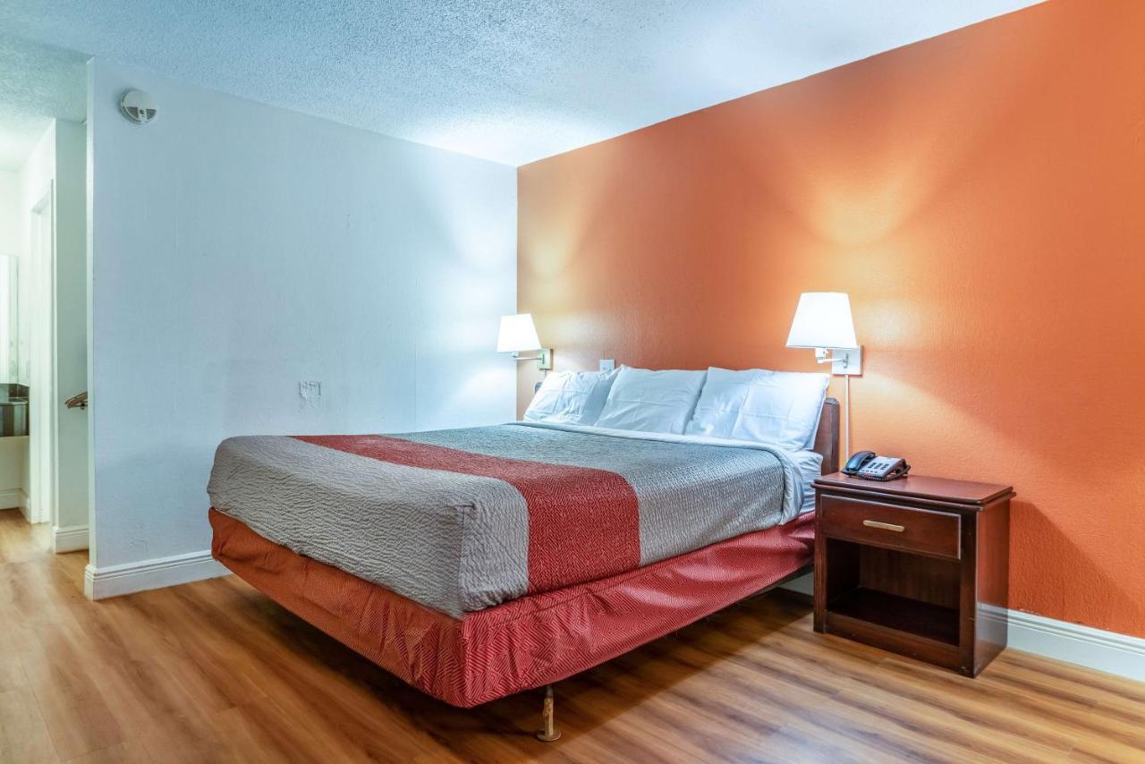 Motel 6-Natchitoches, La Εξωτερικό φωτογραφία
