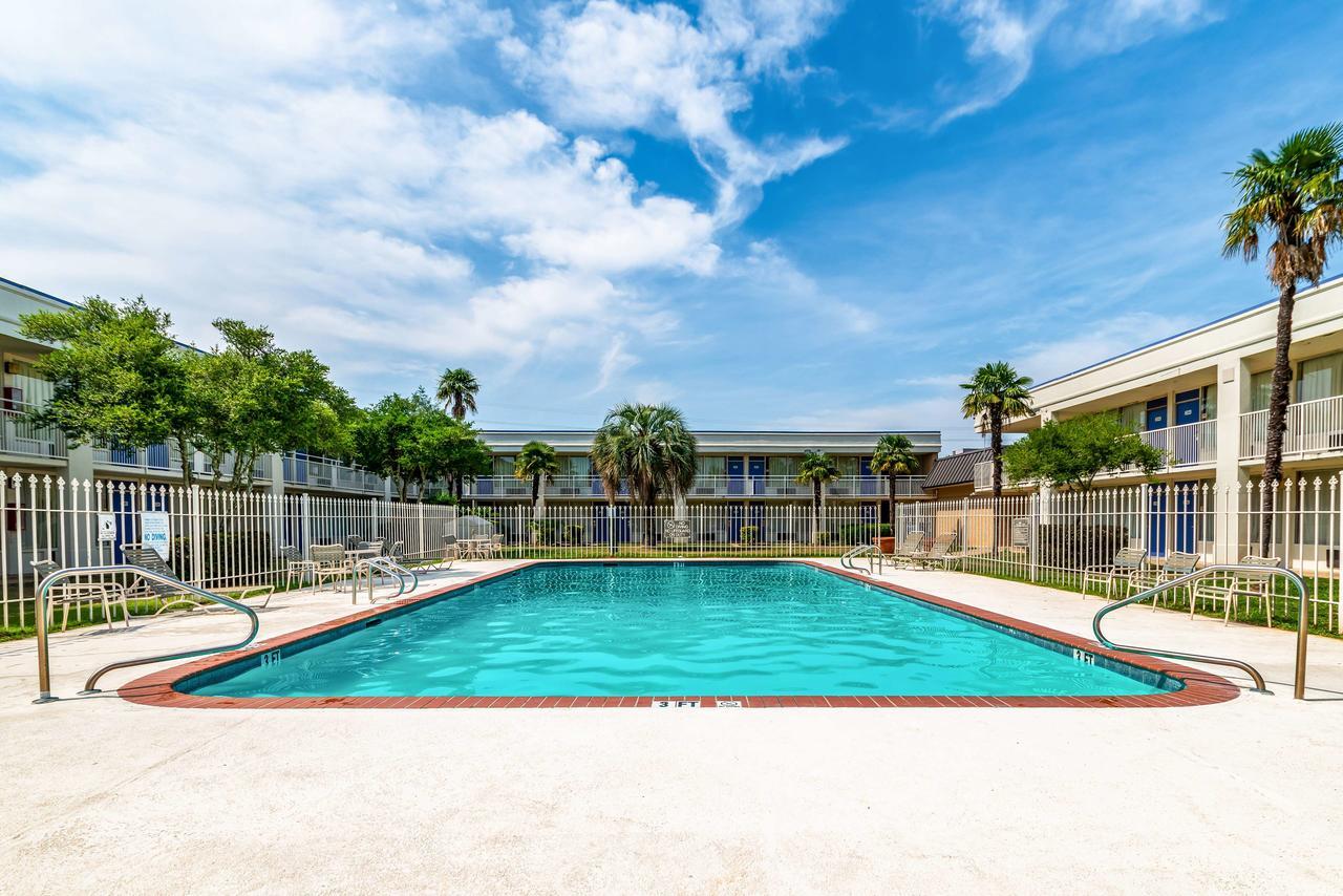 Motel 6-Natchitoches, La Εξωτερικό φωτογραφία