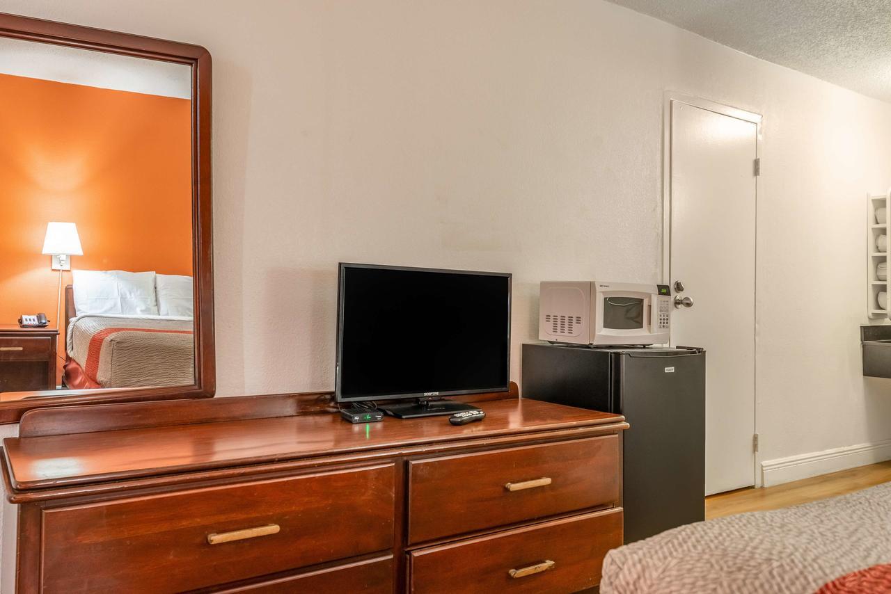 Motel 6-Natchitoches, La Εξωτερικό φωτογραφία